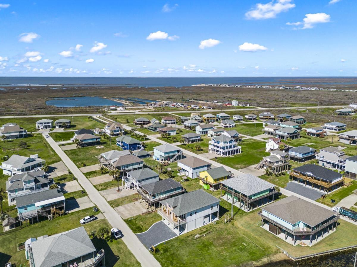 500 Ft To Beach Upscale Beach Home Golf Cart With Fire Pit For 14 Bolivar Peninsula Eksteriør billede